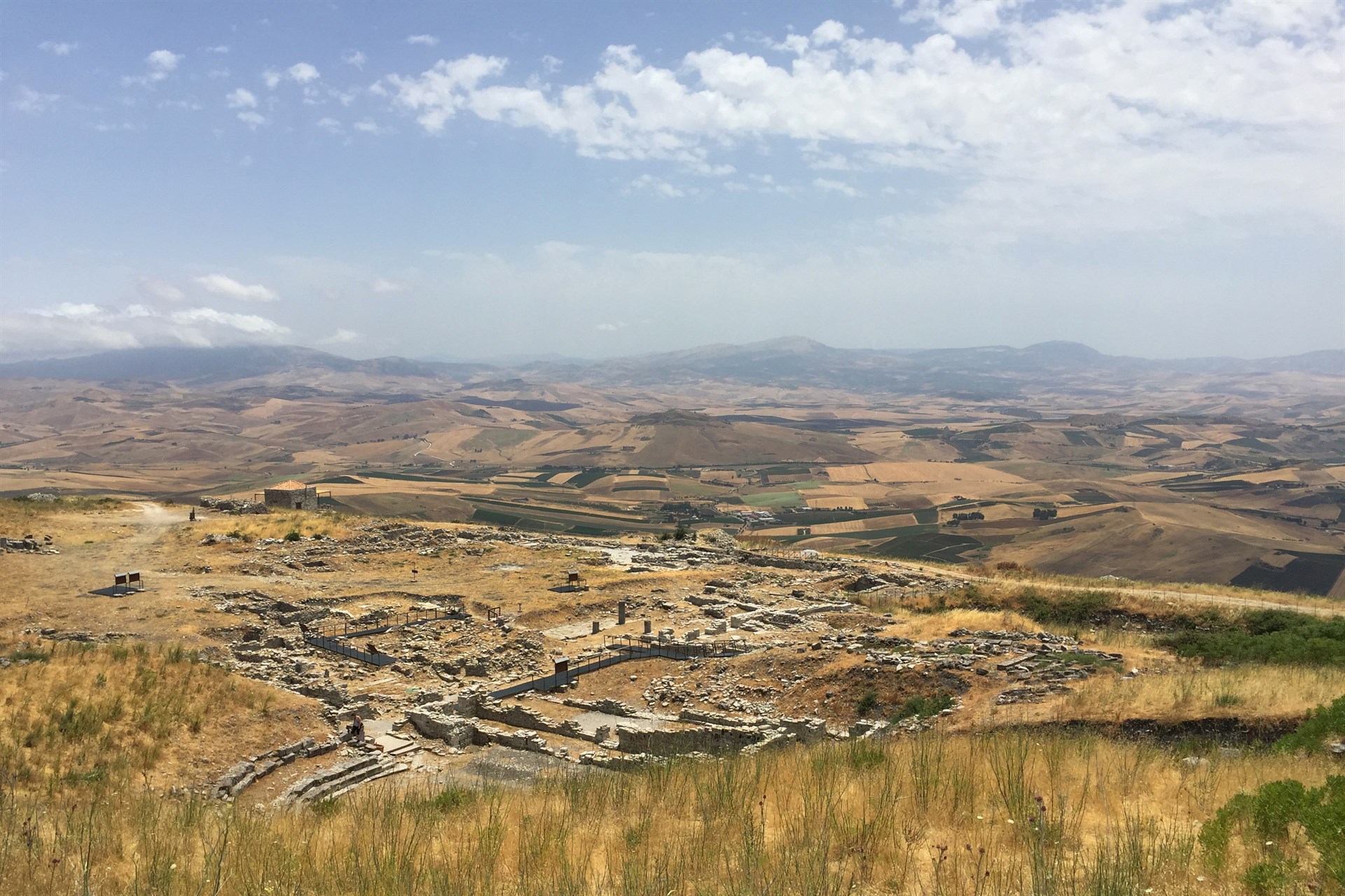 img:https://www.thethinkingtraveller.com/media/Resized/SICILY%20local%20areas/History%20in%20Sicily/Lato%20Archaeological%20Site/1920/TTT_Sicily_Lato_Archaeological_Site%202.jpg